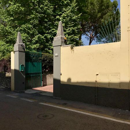 Casa Nicole Apartment Lake Garda ภายนอก รูปภาพ