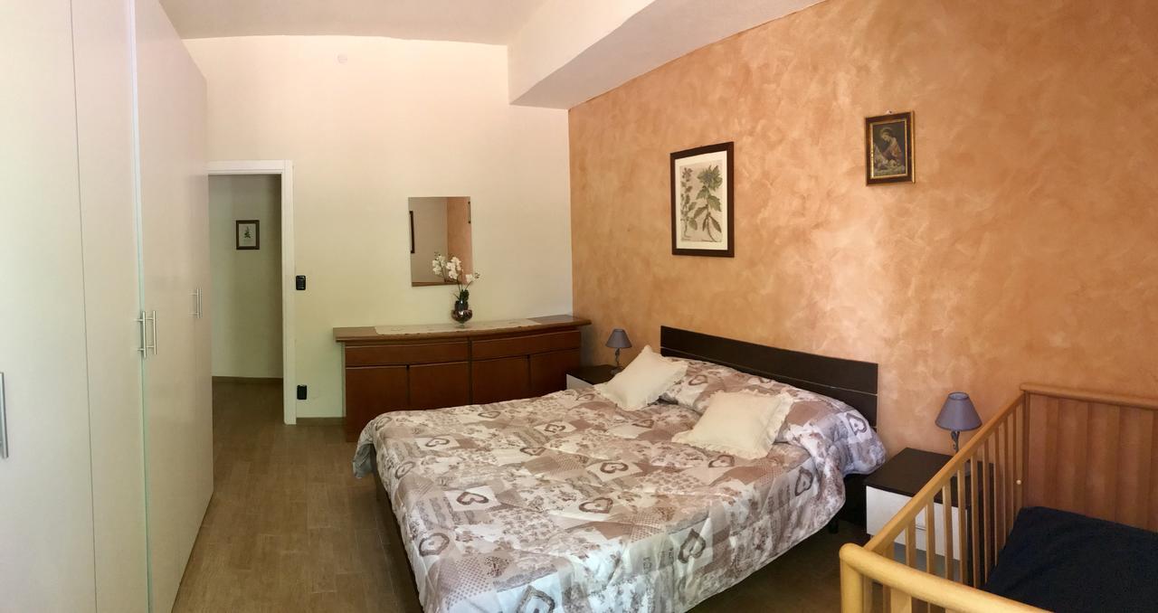 Casa Nicole Apartment Lake Garda ภายนอก รูปภาพ